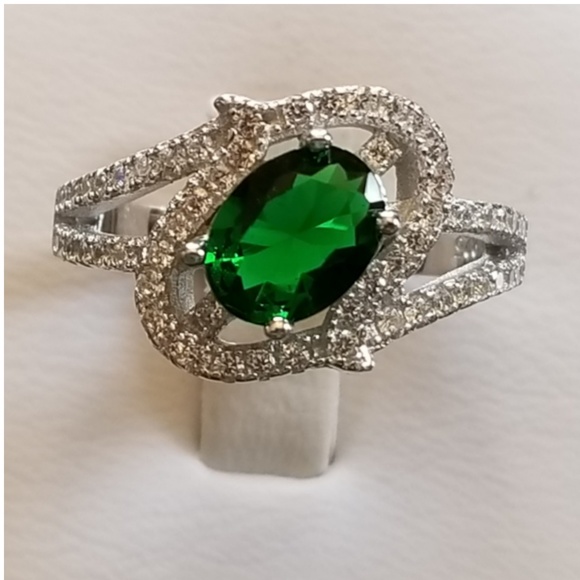 Genu 2ct Emerald Quartz/White Sapphire Ring Size 7 - Picture 2 of 5